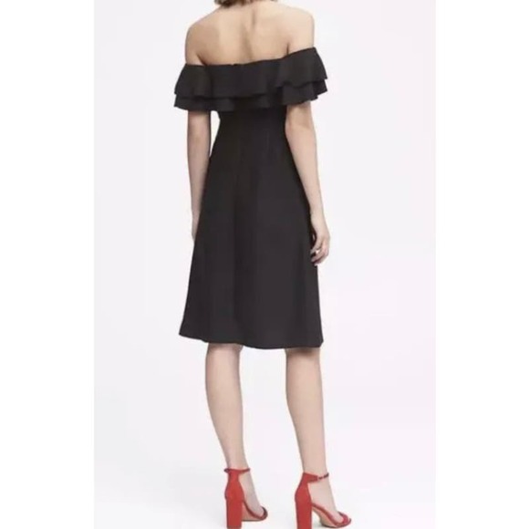 Banana Republic Off-The-Shoulder Ruffle Dress Size 6 MSRP $120 WD12 - Picture 2 of 15